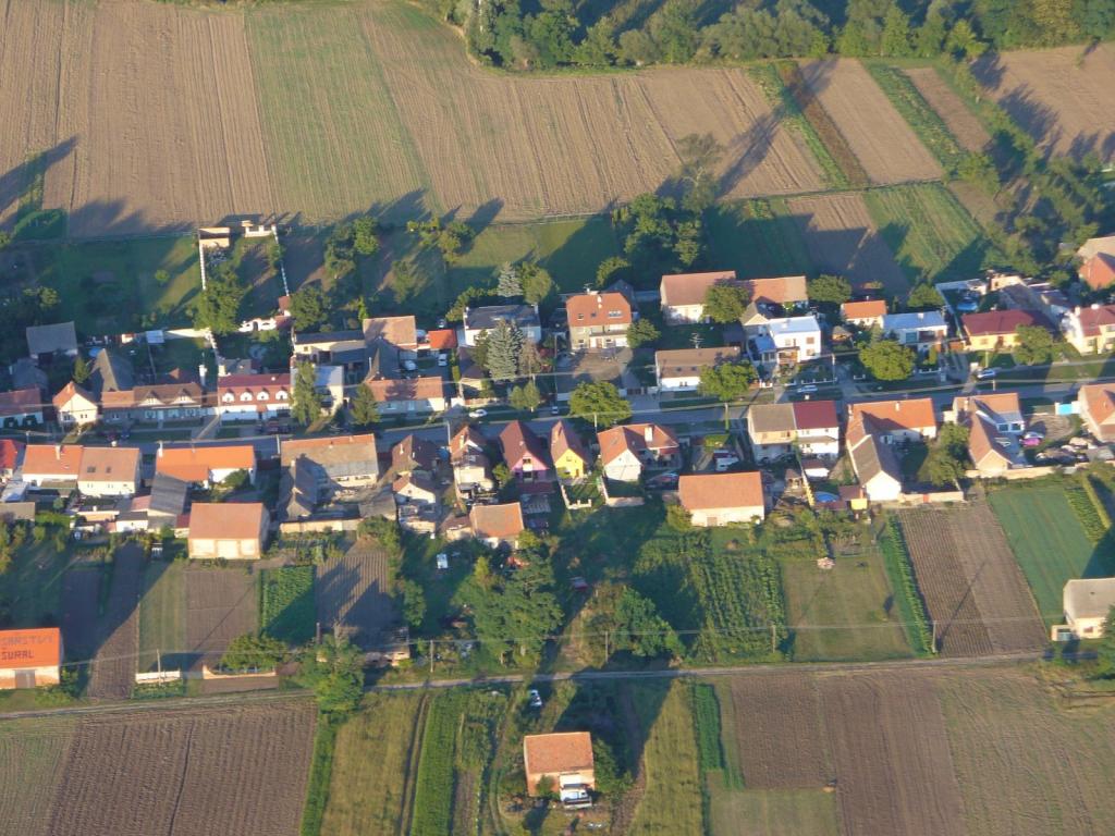 Letecké snímky Cvrčovic